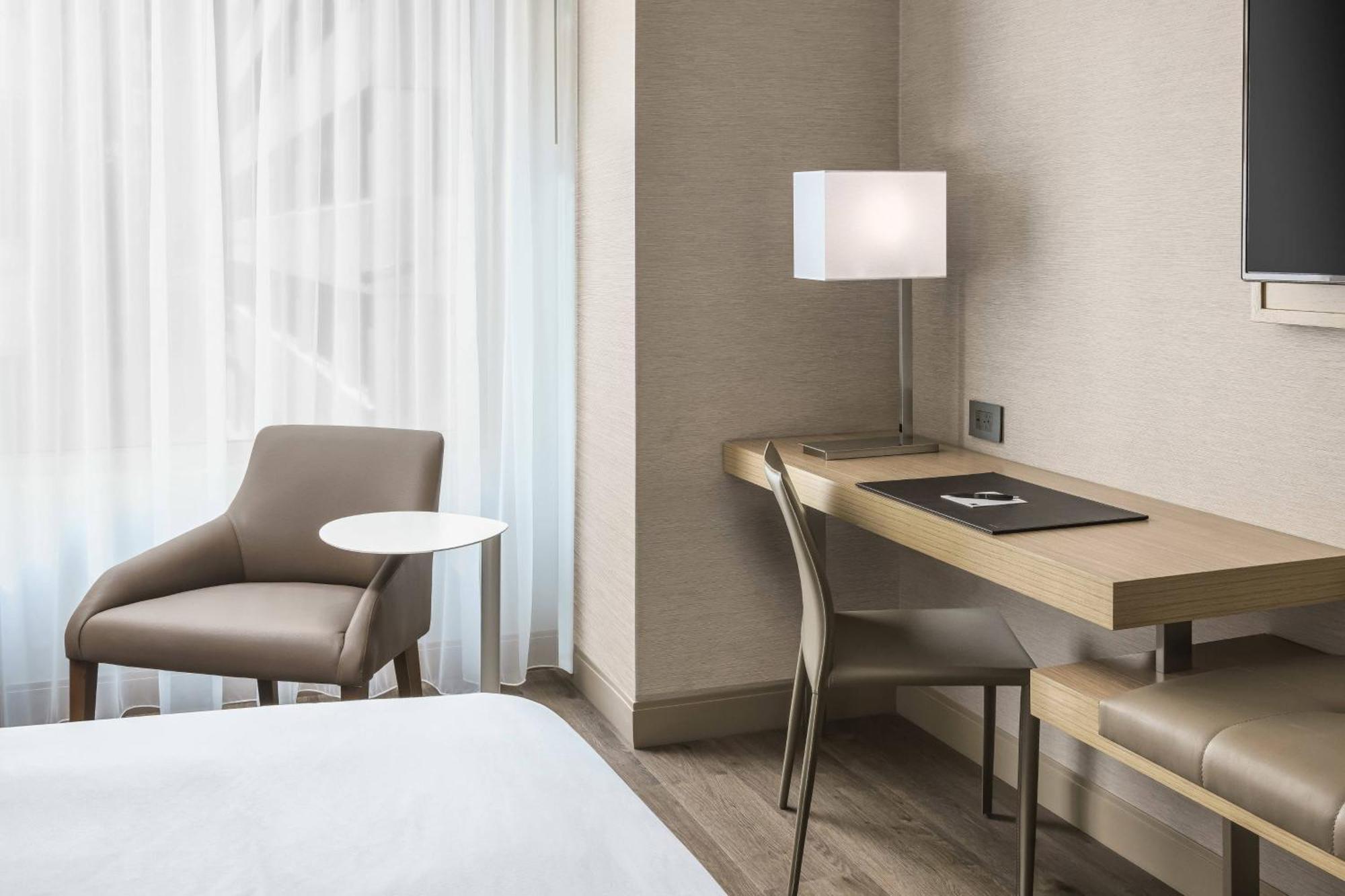 Ac By Marriott Dc Downtown Hotel